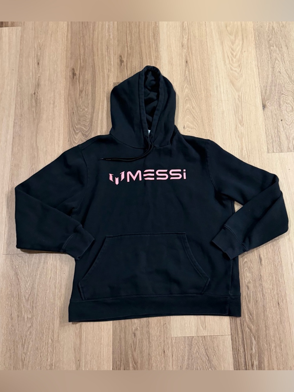 Messi Black Hoodie Sweatshirt Pink Logo Men’s size Large Soccer Football